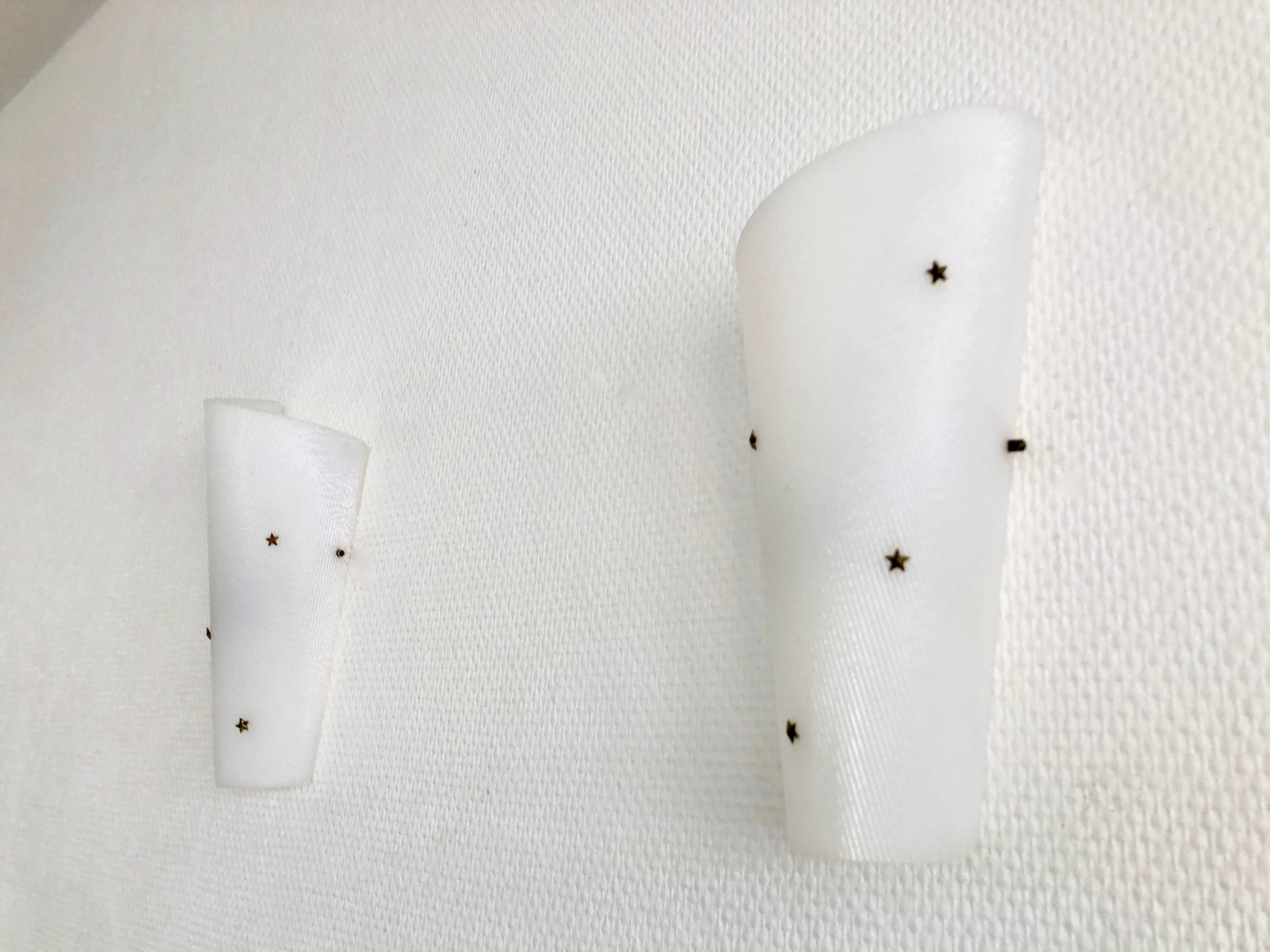 Pair of sconces MD 1950 Perspex white brass stars