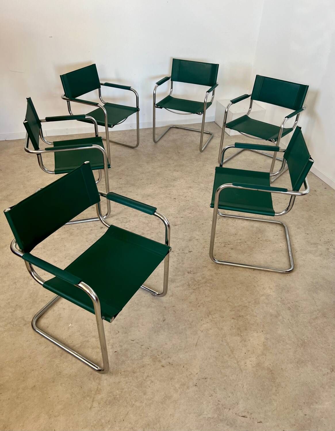 Set of 6 tubular chairs Bauhaus style design 80s/90s green