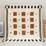 Handmade pure wool rug, size 150 x 250 cm.