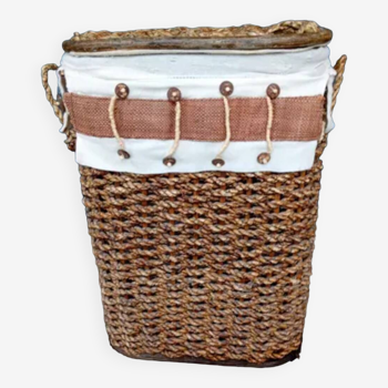 Rattan bread bin