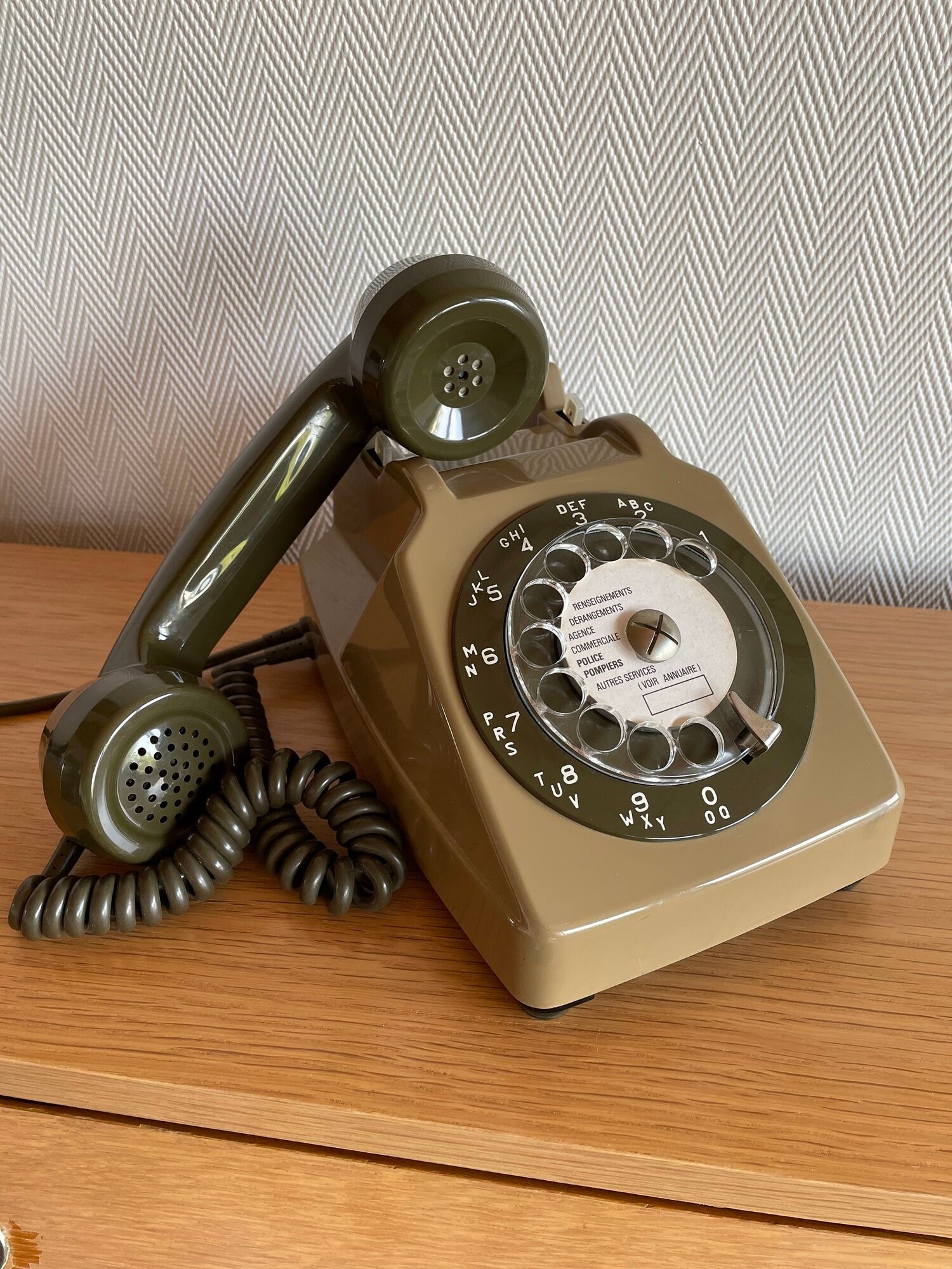 Socotel S63 vintage PTT dial phone, 1979
