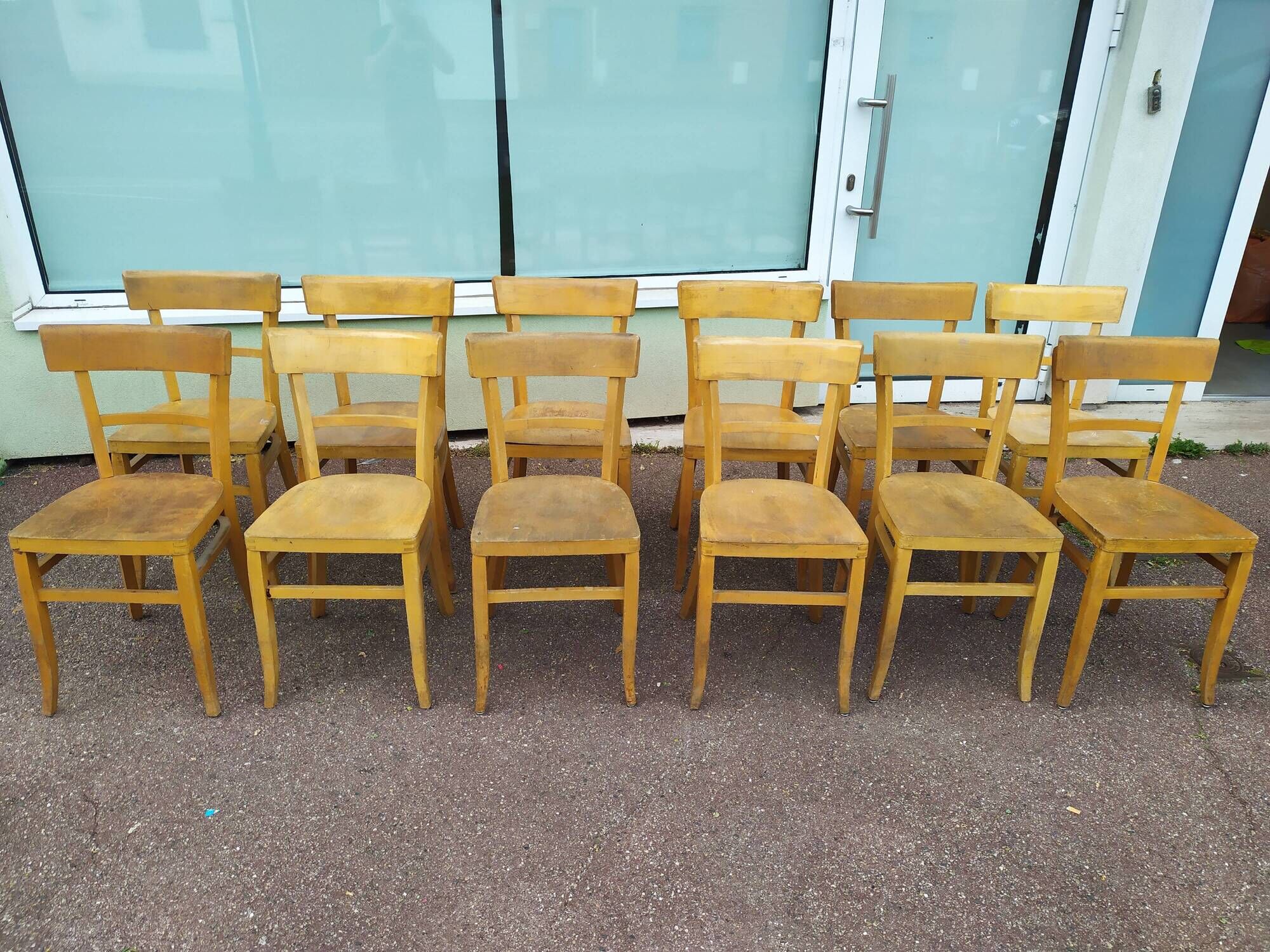 Lot de 12 chaises de bistrot bar bois vintage luterma