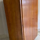 Armoire vintage pieds compas
