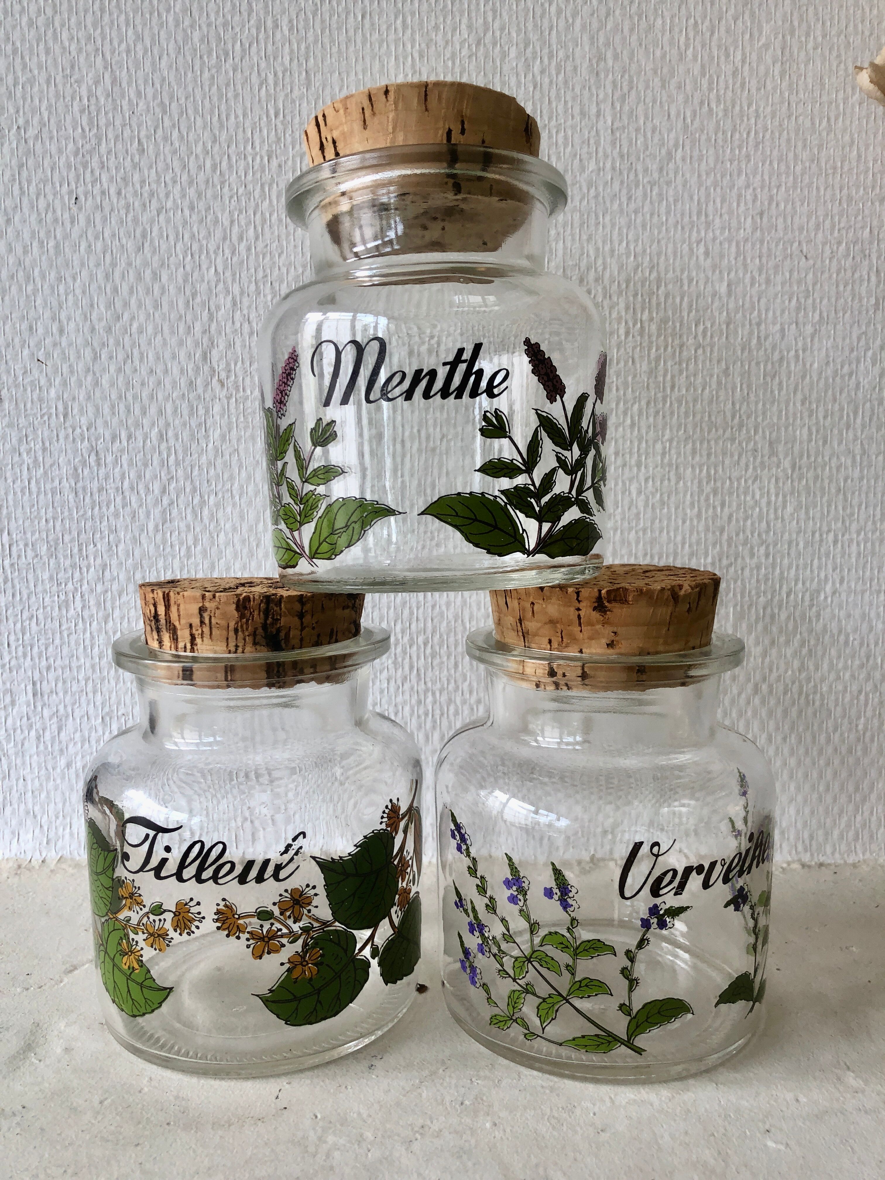 Lot 3 glass jars and corks