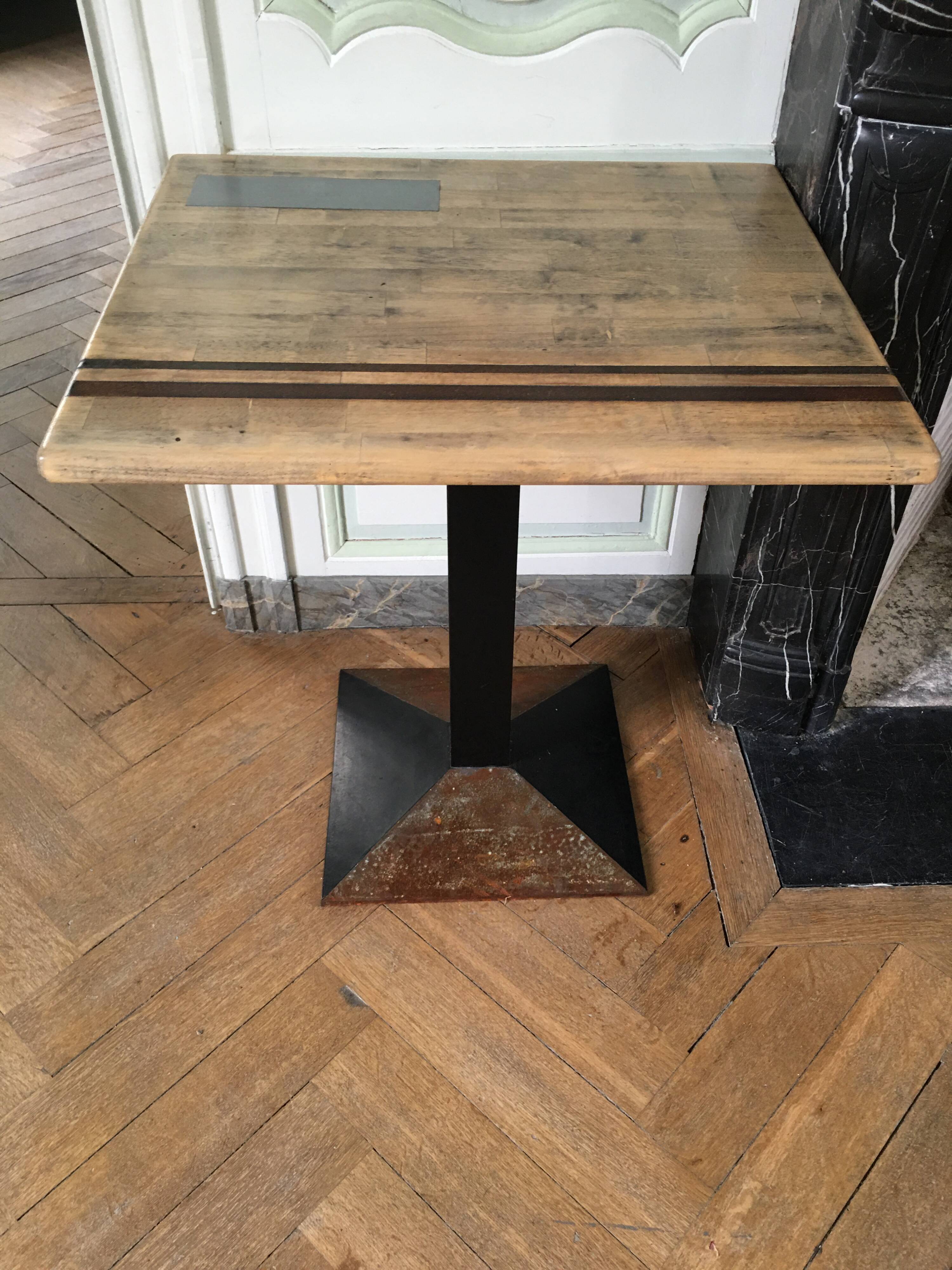 Lot of 15 bistro tables and 15 chairs.