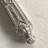 12 teaspoons silver metal