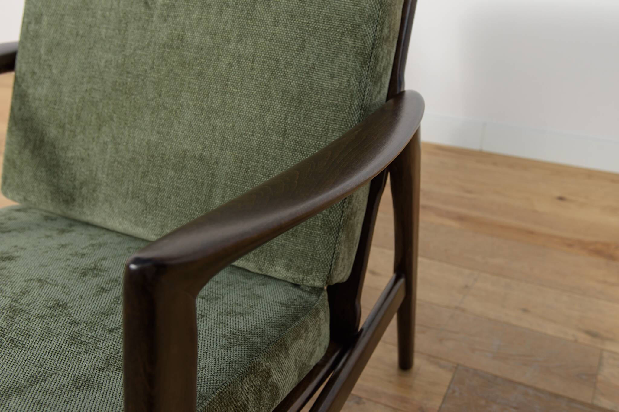 Model 300-139 Armchair from Swarzędz Furniture Factory, 1960s