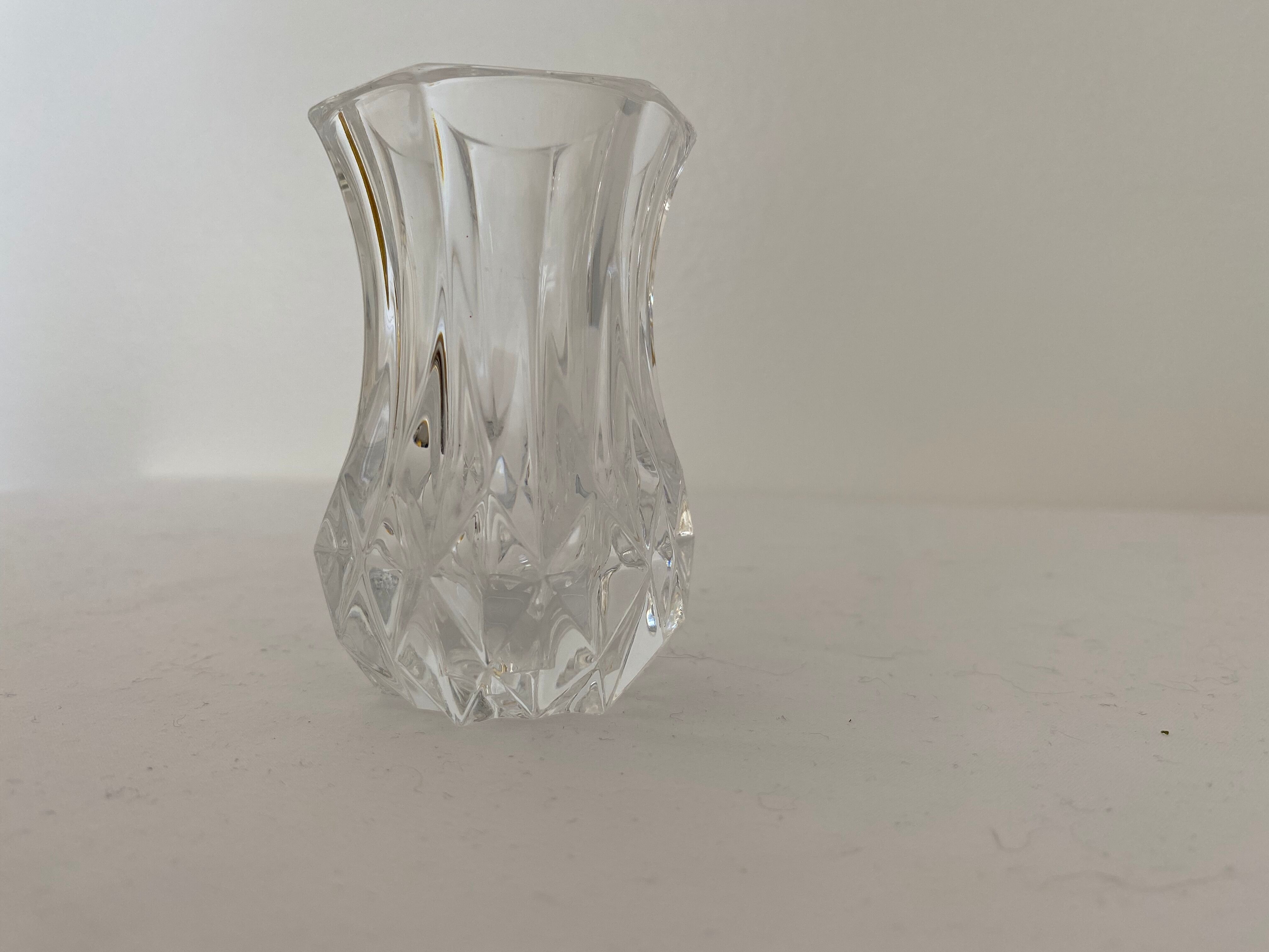 Mini soliflore chissed glass vase