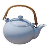 White teapot