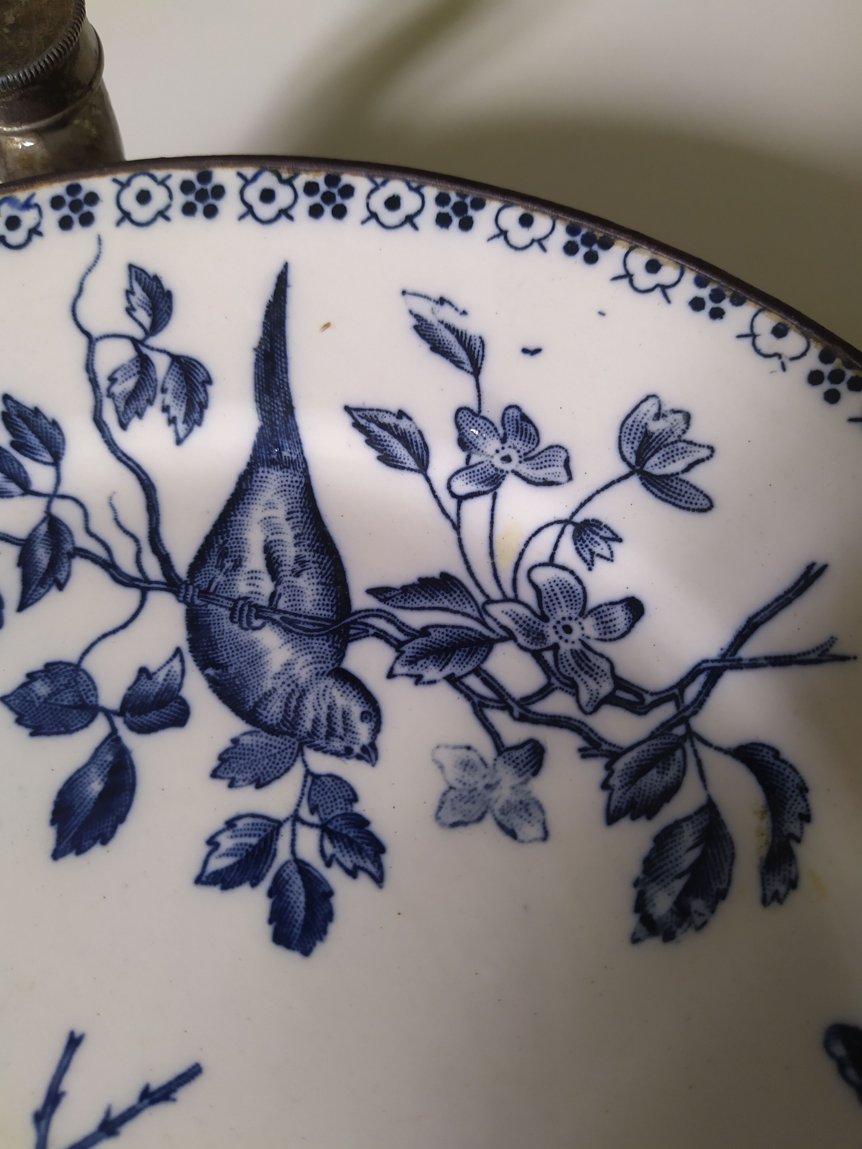 Assiette terre de fer