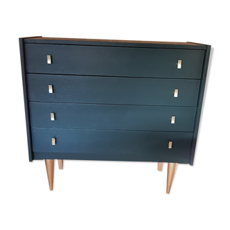 Vintage chest of drawers