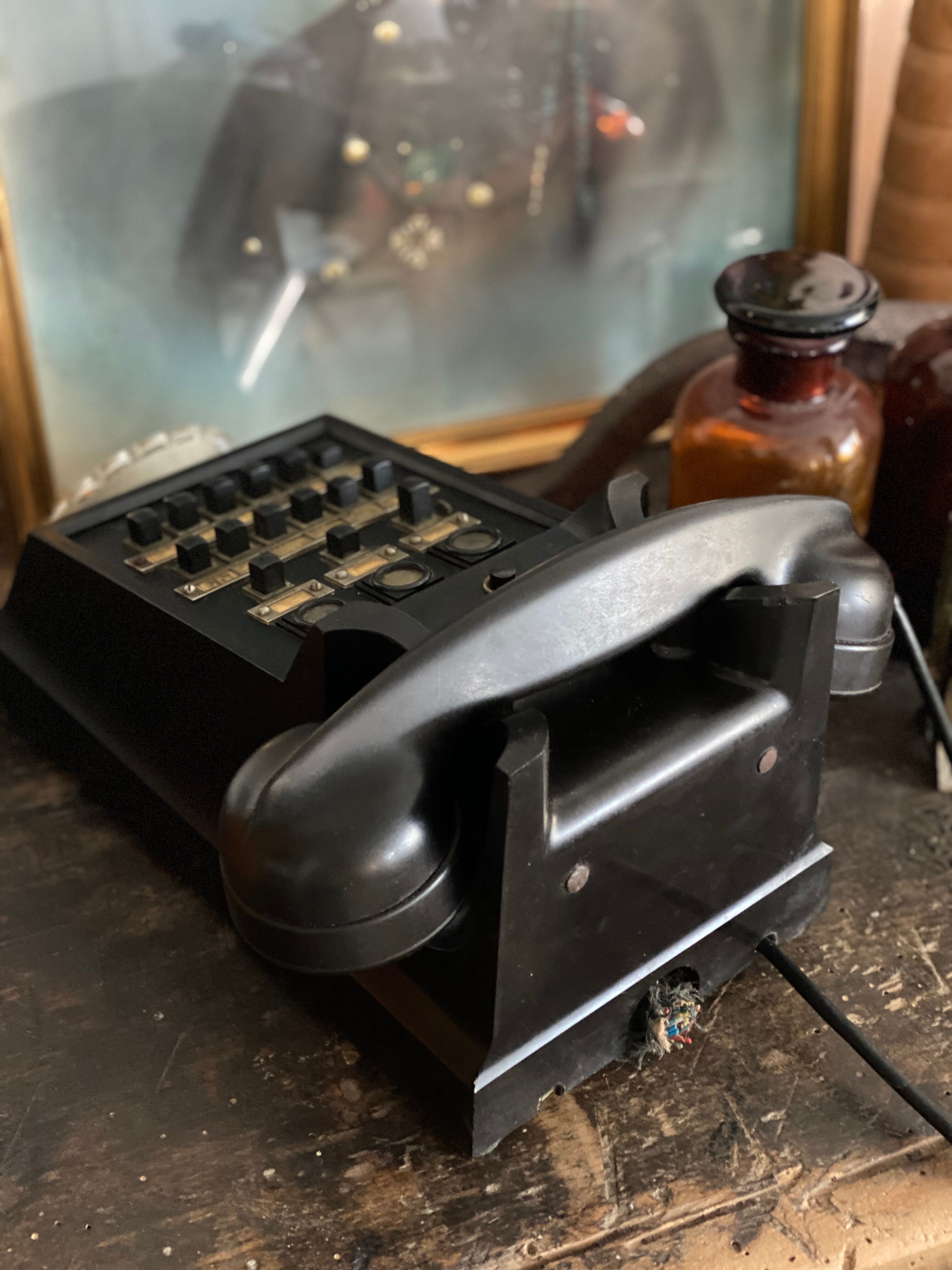 Téléphone bakélite vintage