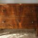 Commode basse en noyer, XXème
