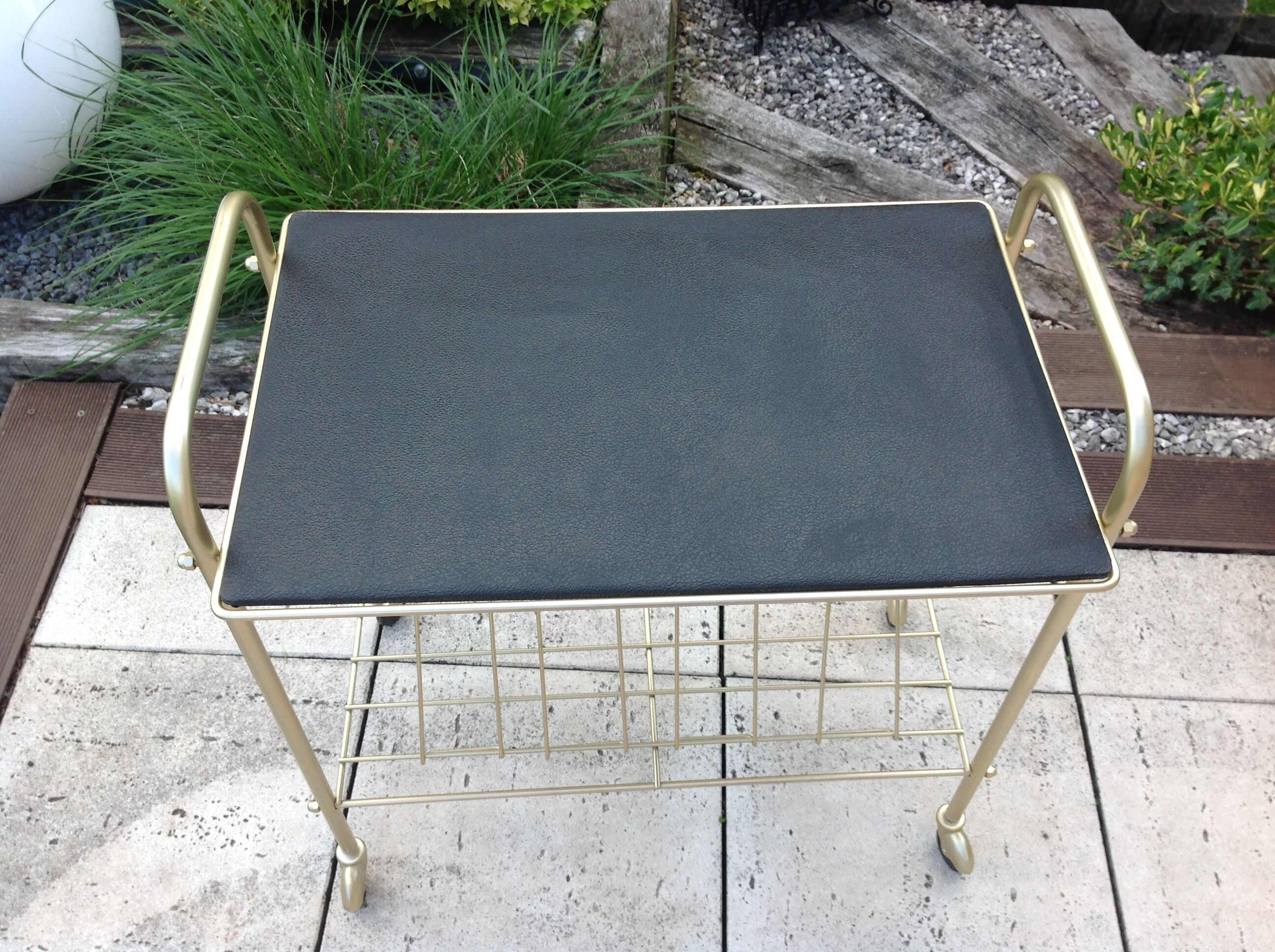 Service vinyl holder