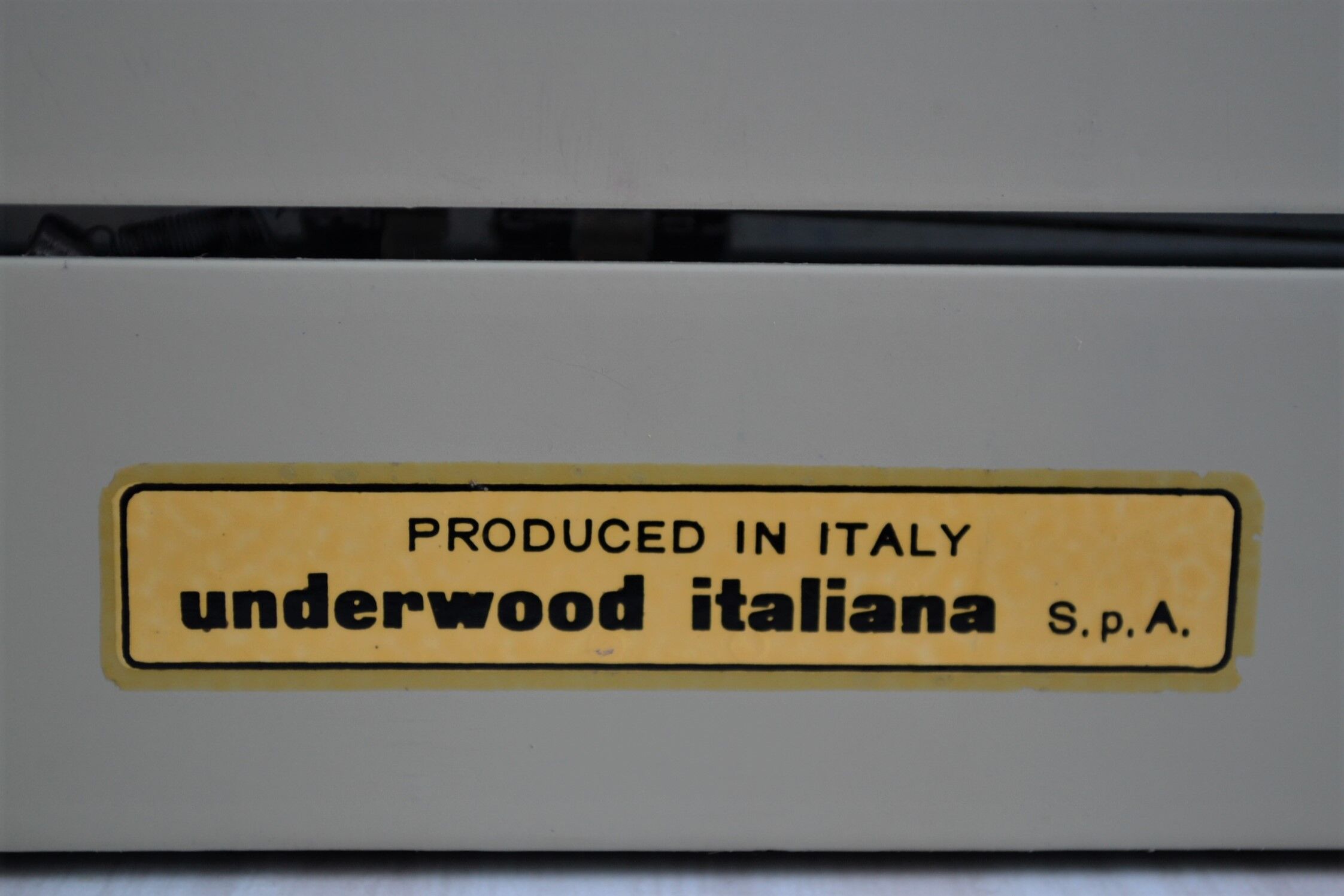 Underwood 18 by Olivetti - vintage 1968