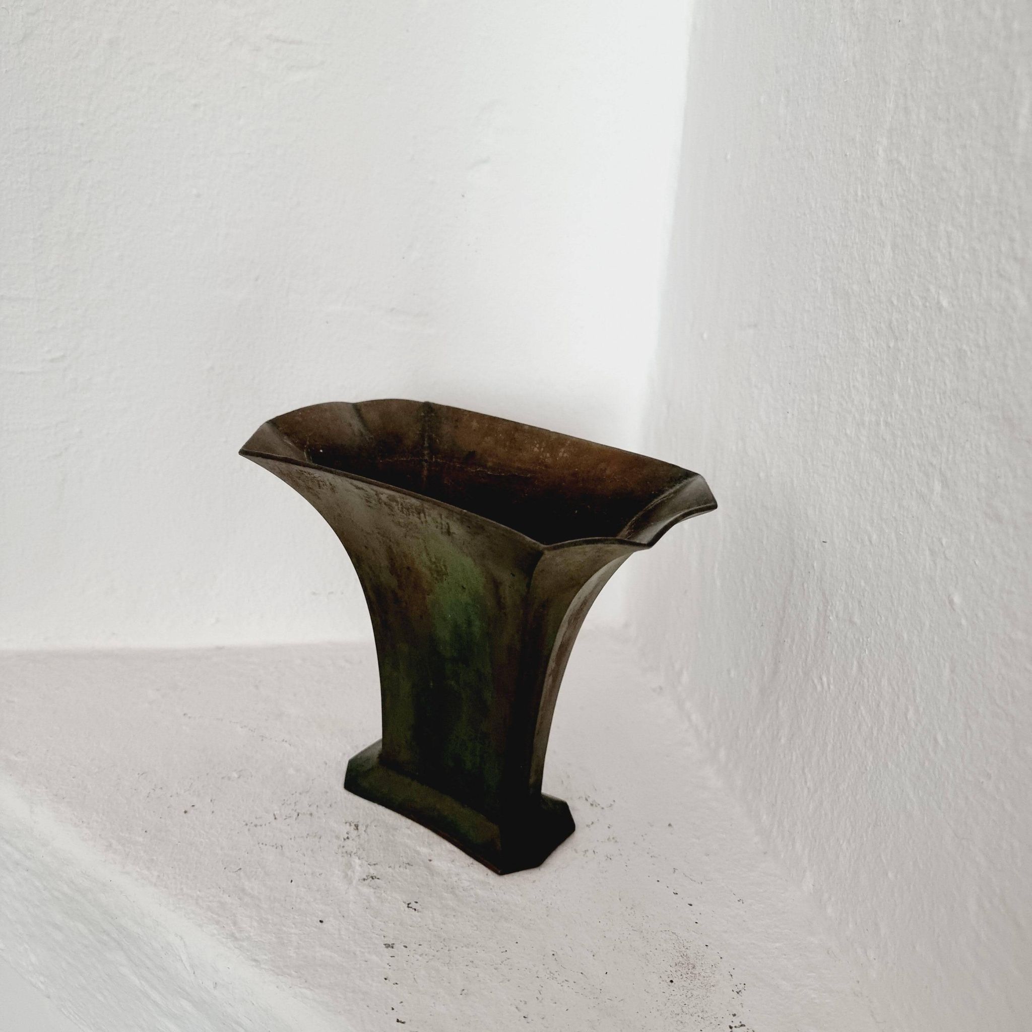 Sune Bäckström, Solid bronze vase, Swedish grace / Art Deco