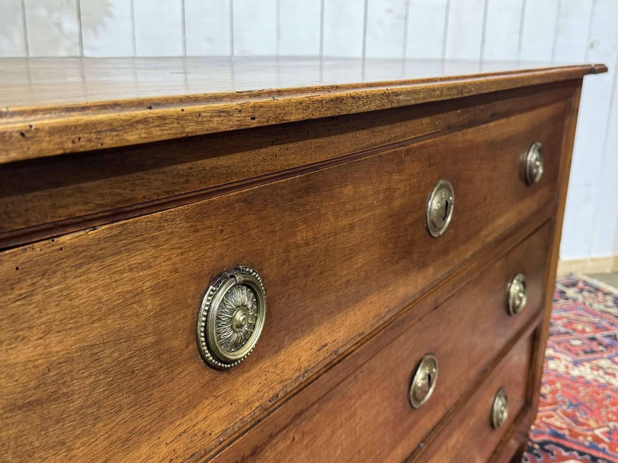 Louis XVI commode from the 18th century in walnut.
