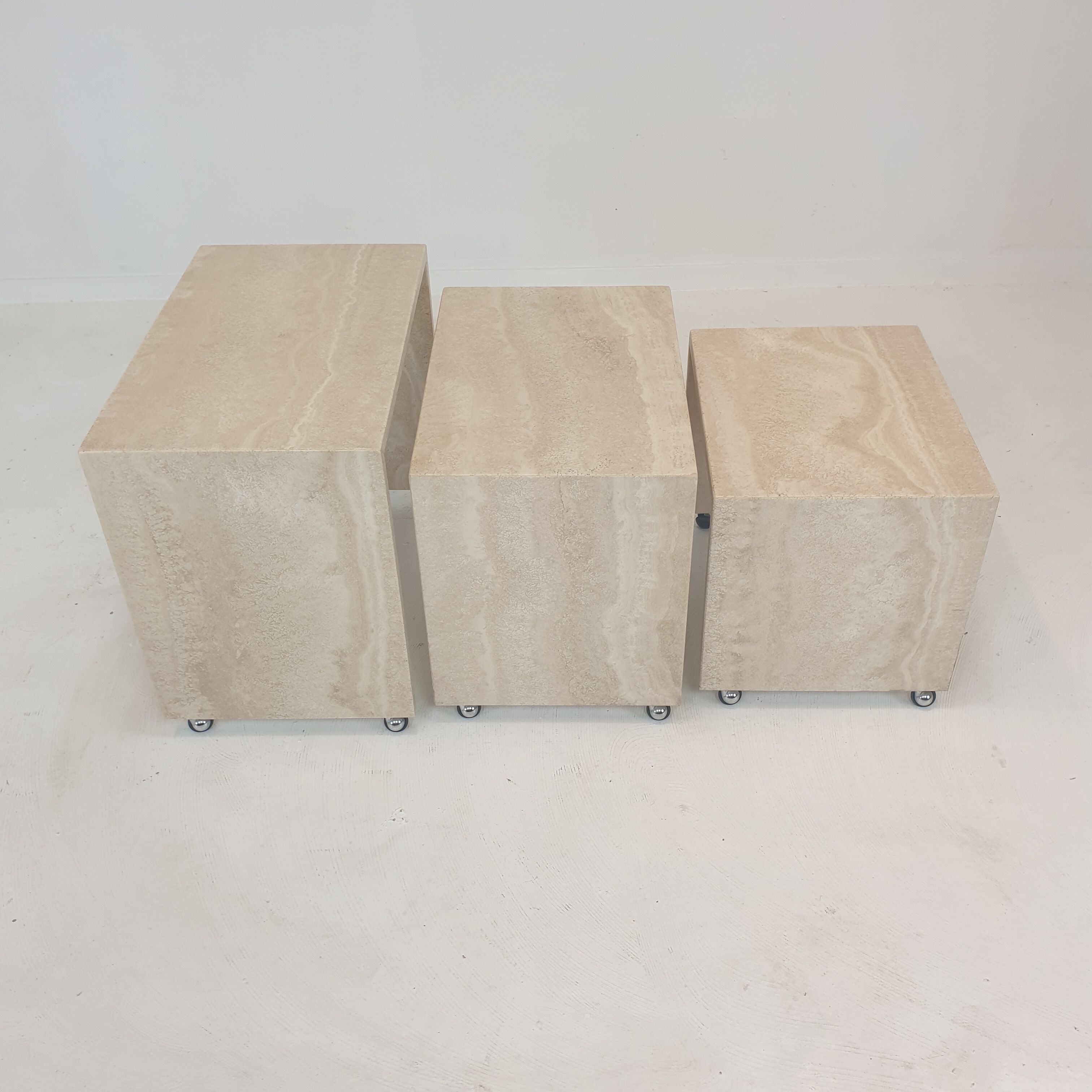 Set of 3 Italian Travertine Nesting Tables, 1980s