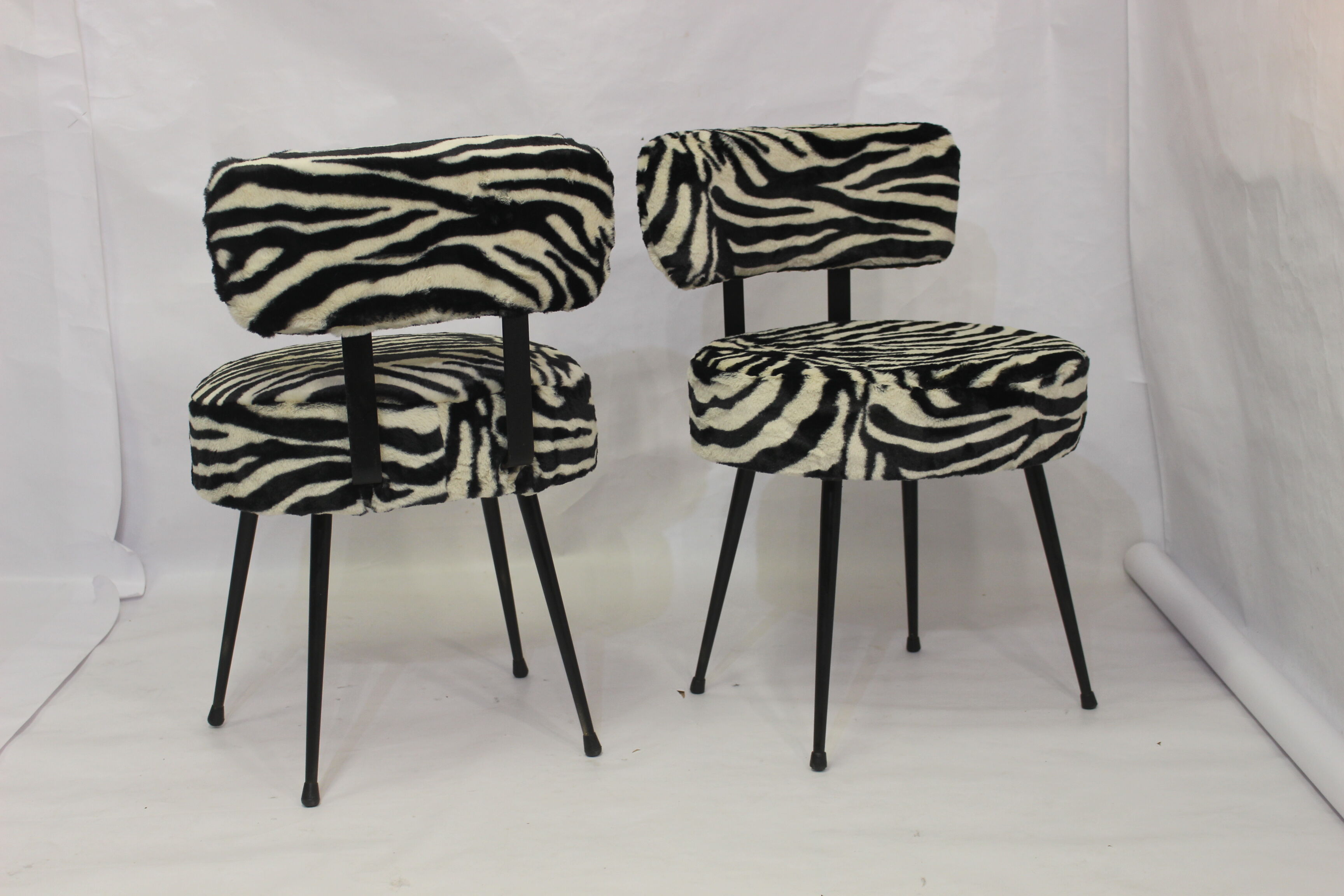Pair of chairs pelfran zebra fur fabric