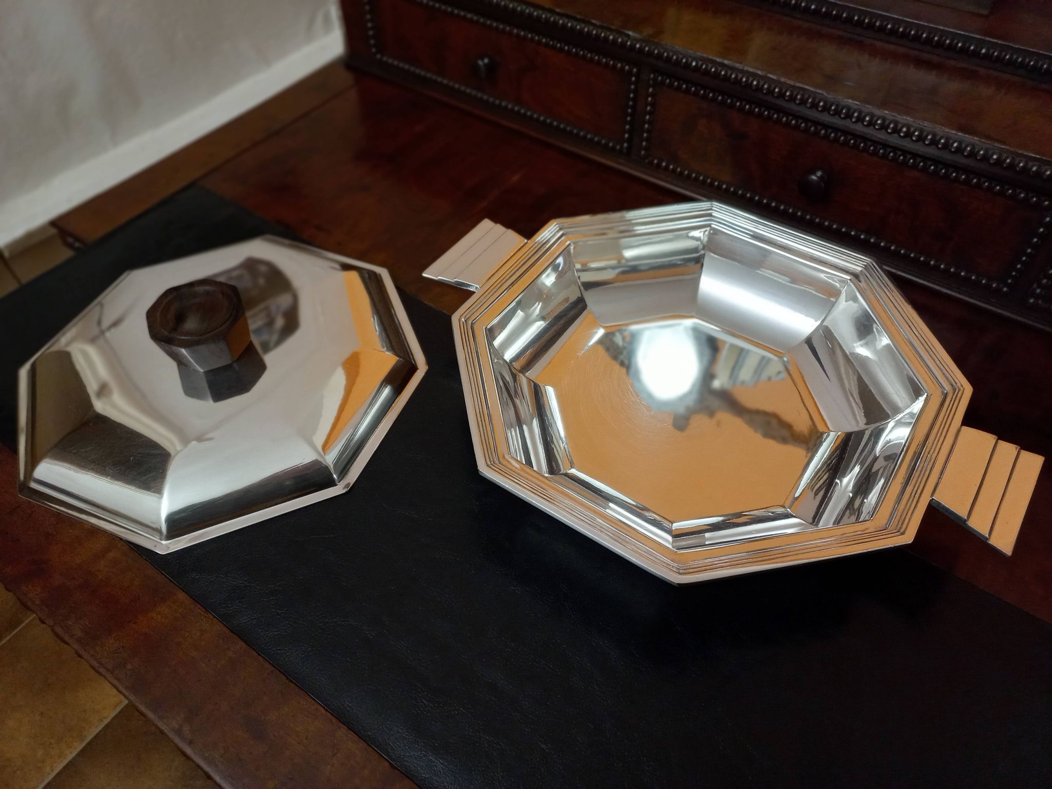 Plat Art Déco 1930 métal argenté