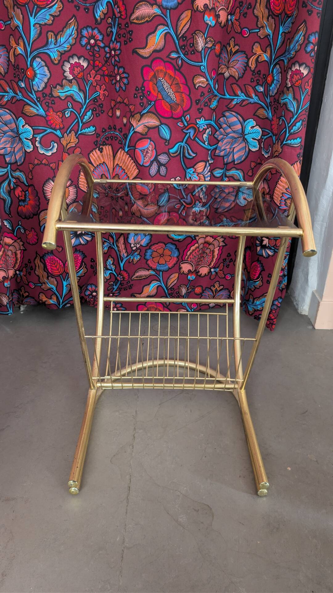 Side table for storing magazines