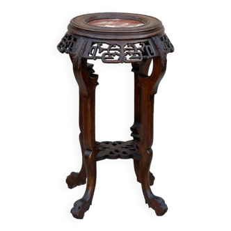 Pedestal table