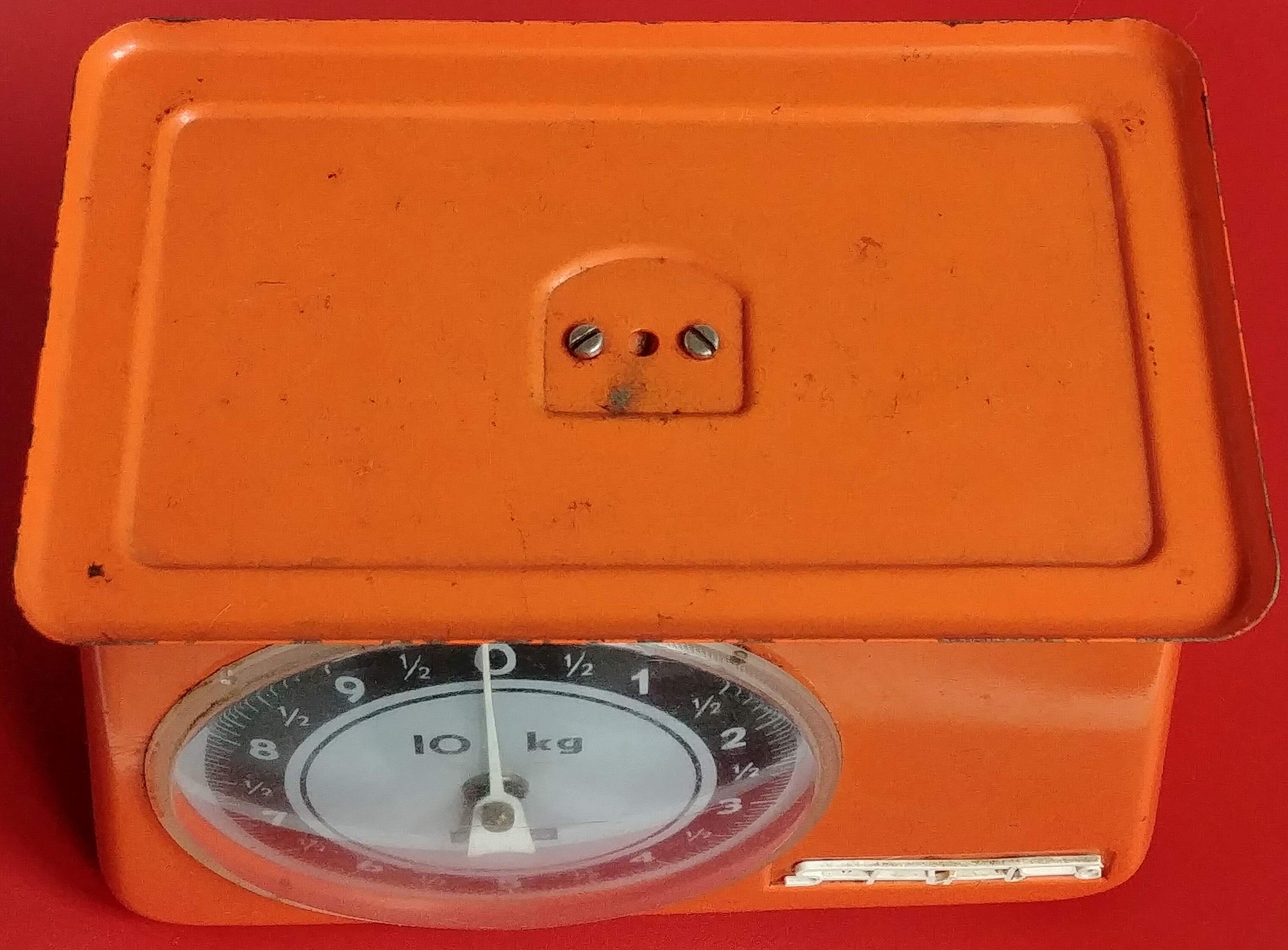 Stube kitchen scale orange of the 60s