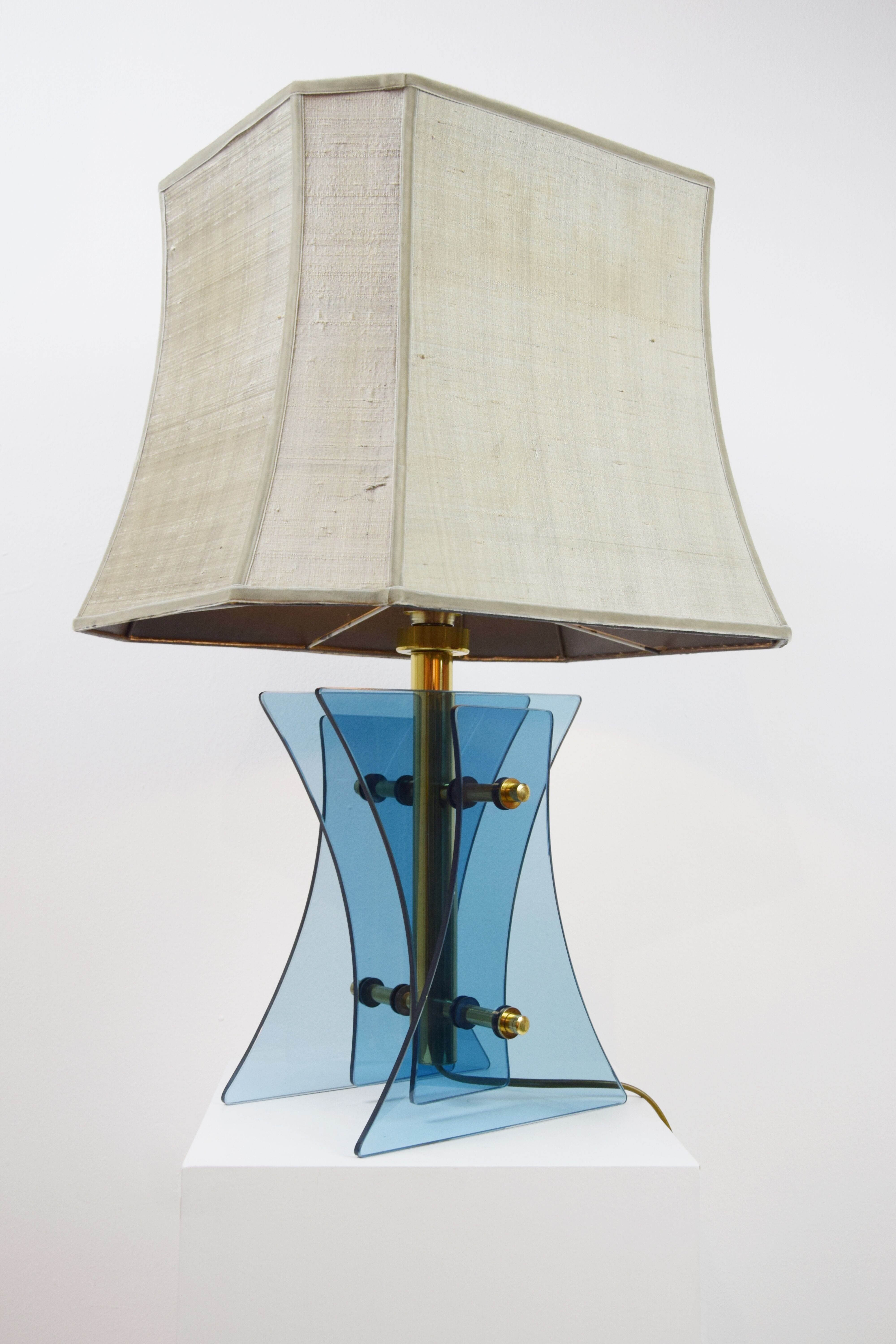 Lampe italienne, piètement en verre, années 60