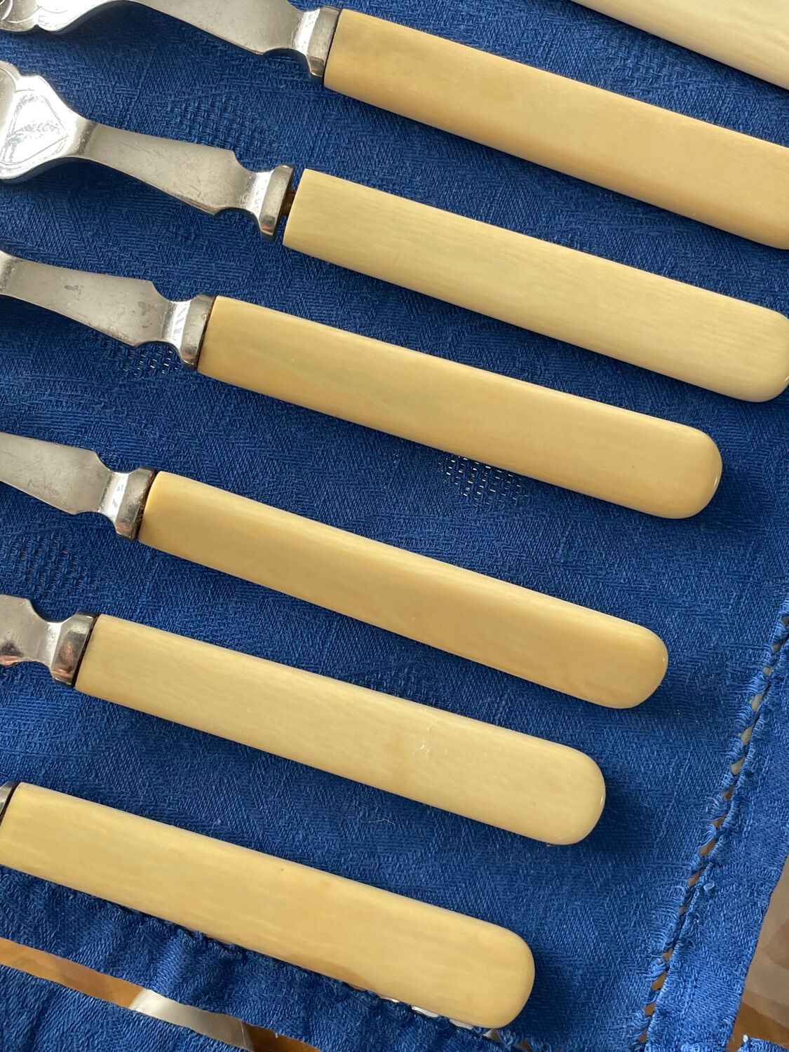 Vintage fish Cutlery set - Silver plated - set of 12 pieces