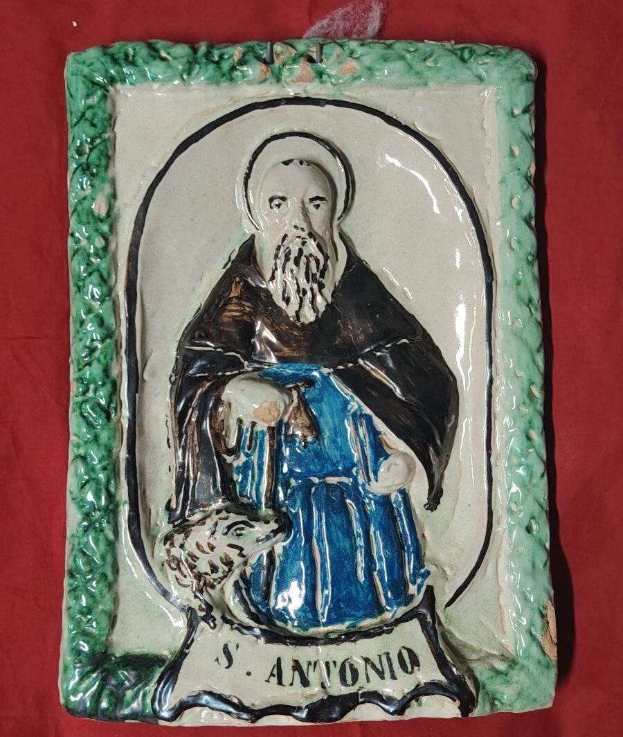 Plaque de dévotion en terre cuite Abbé Saint Antoine, XIX siècle
