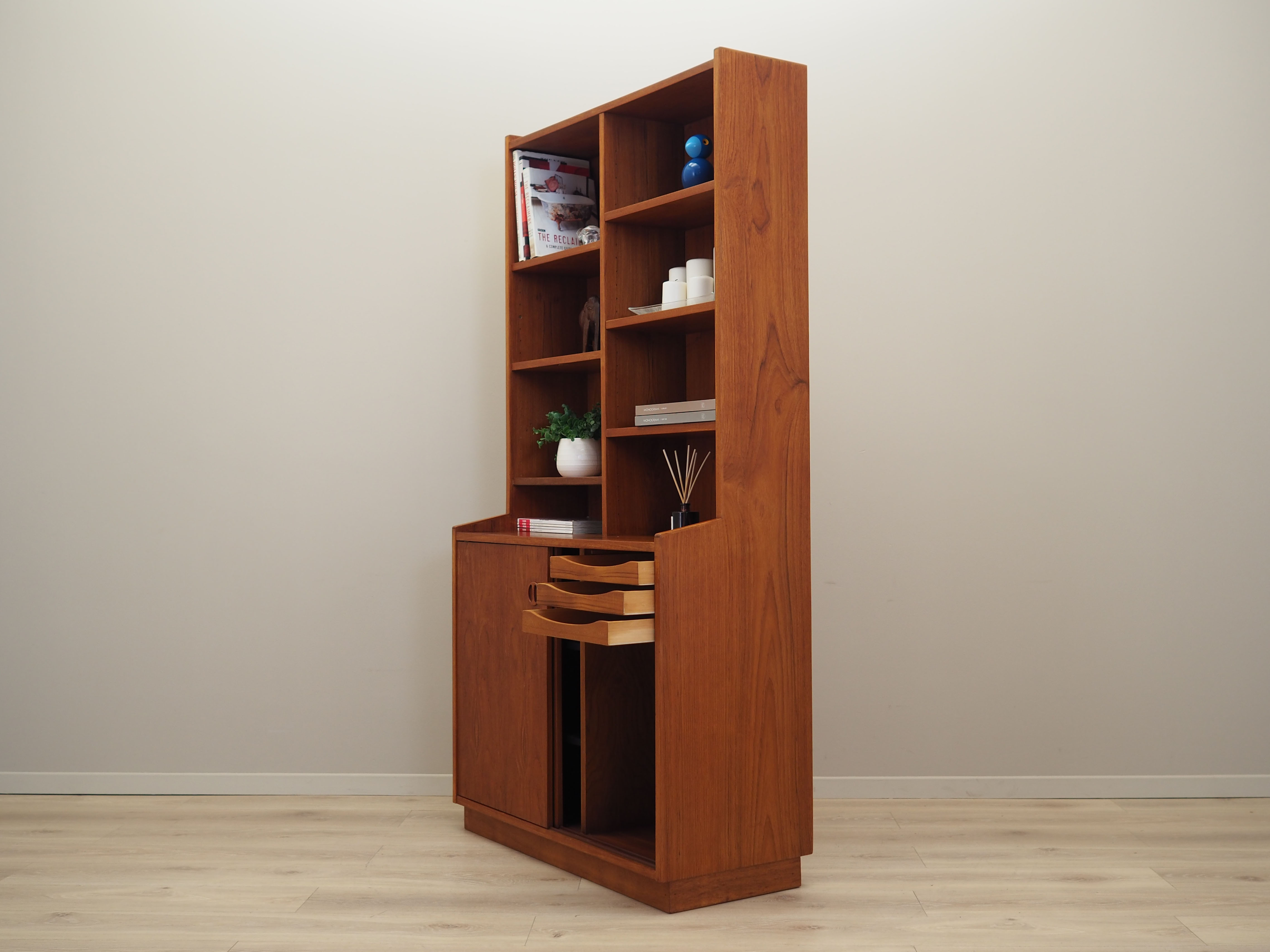 Teak bookcase, Danish design, 1970s, production: Denmark