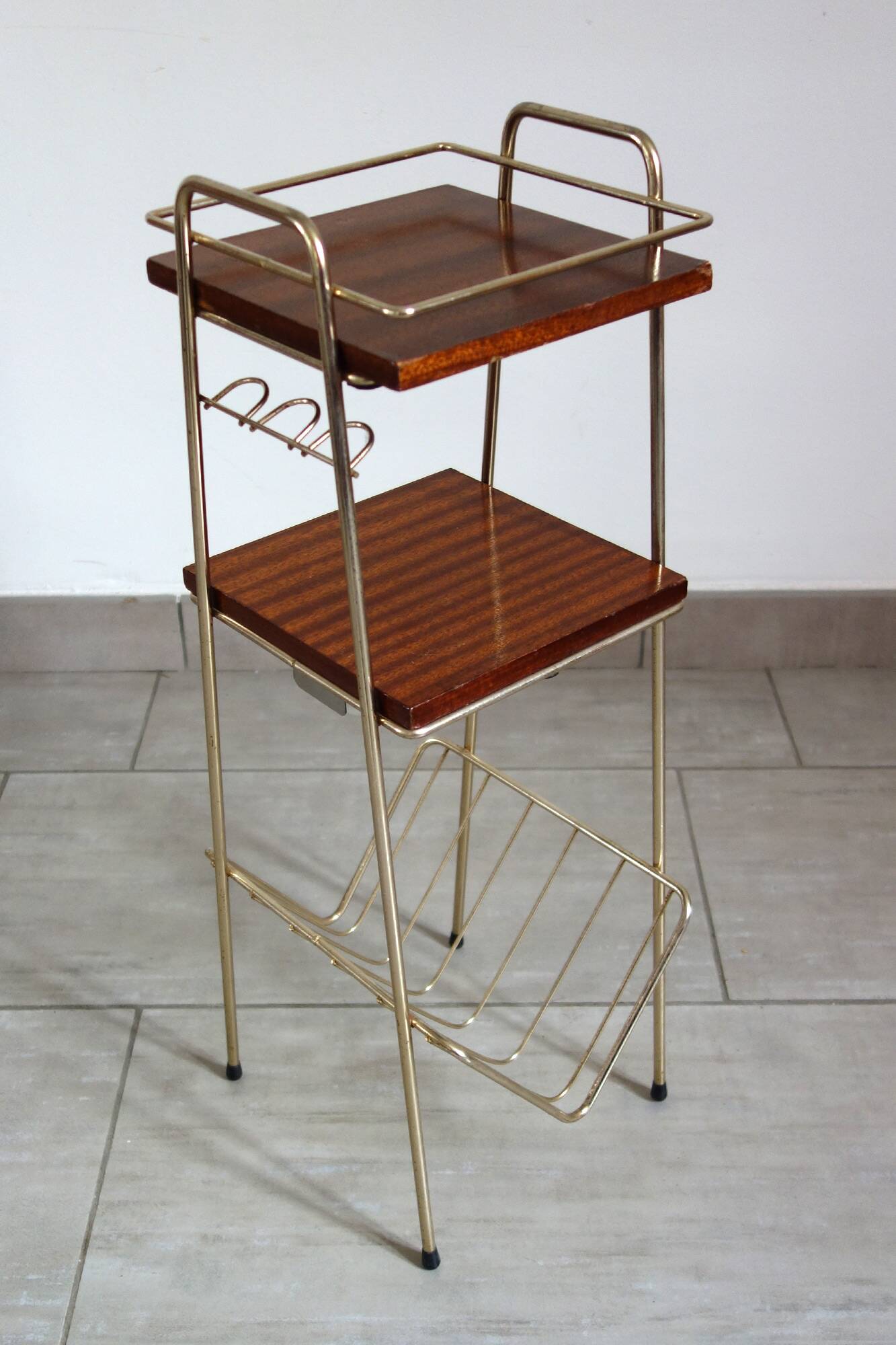Magazine rack with 2 shelves and lighting from the 50s/60s