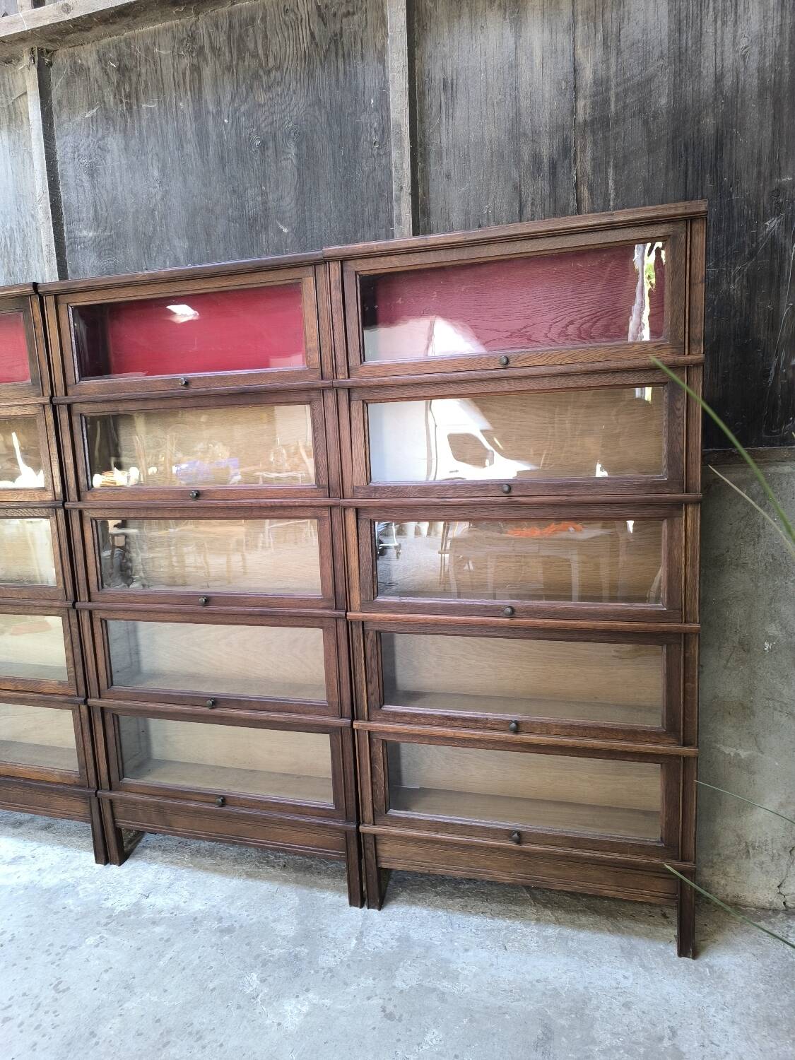 Oak display cabinet MD 1900