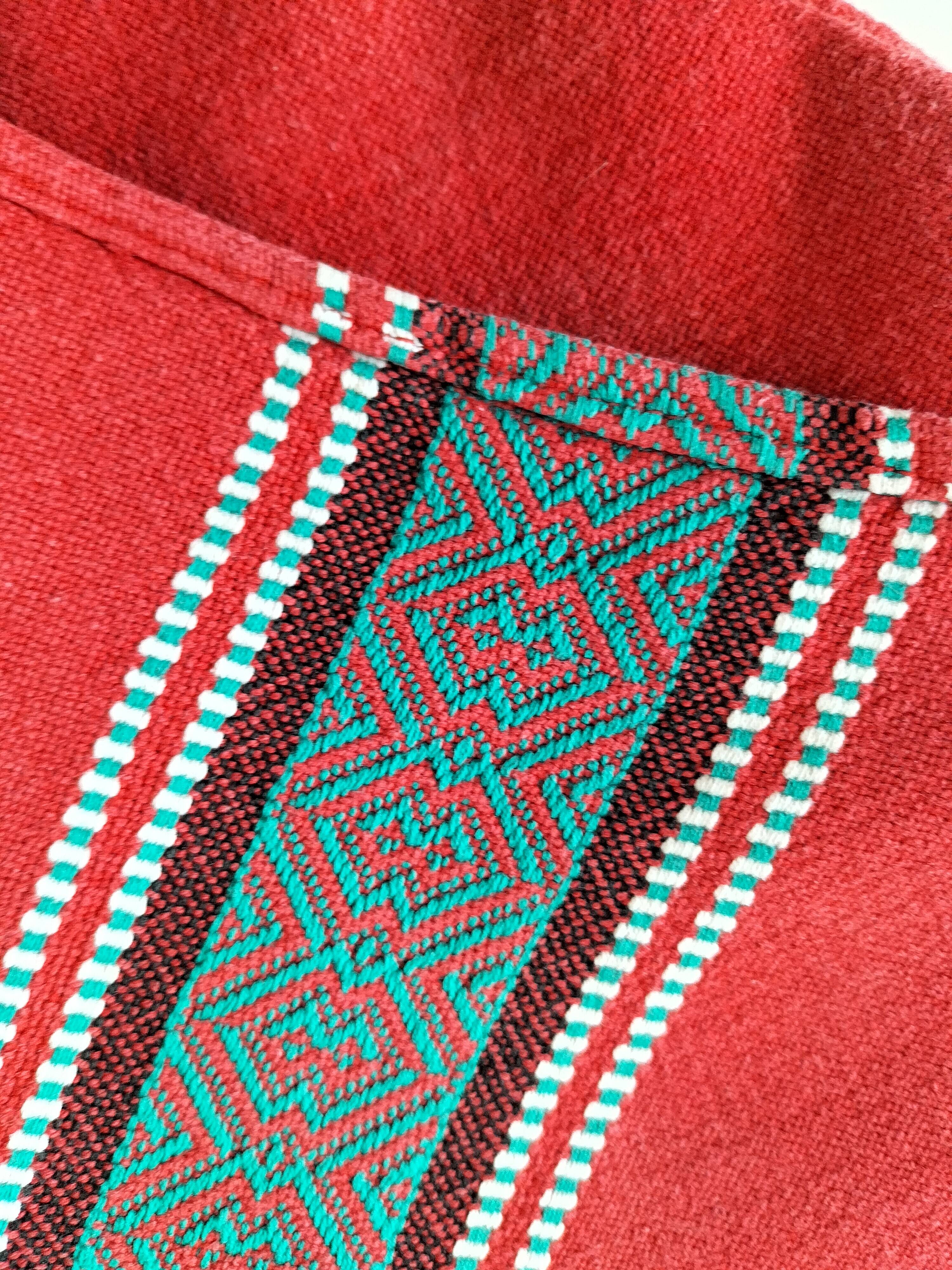 Vintage Basque set: square tablecloth & 7 napkins, 1960s