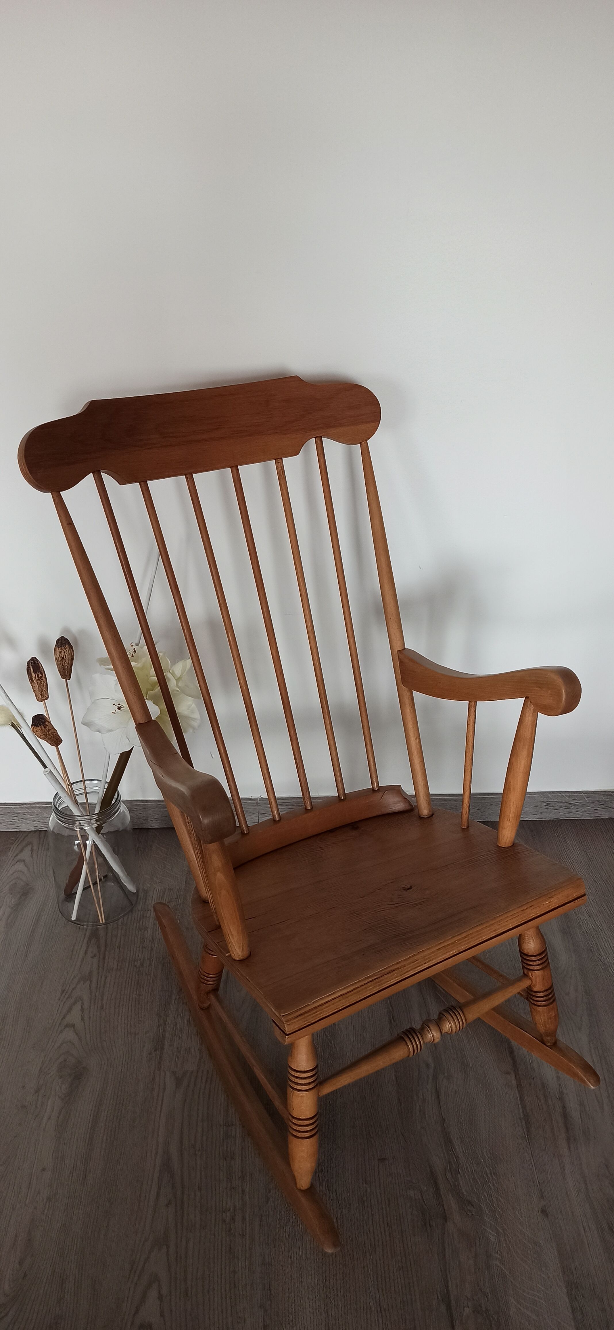 Vintage rocking chair