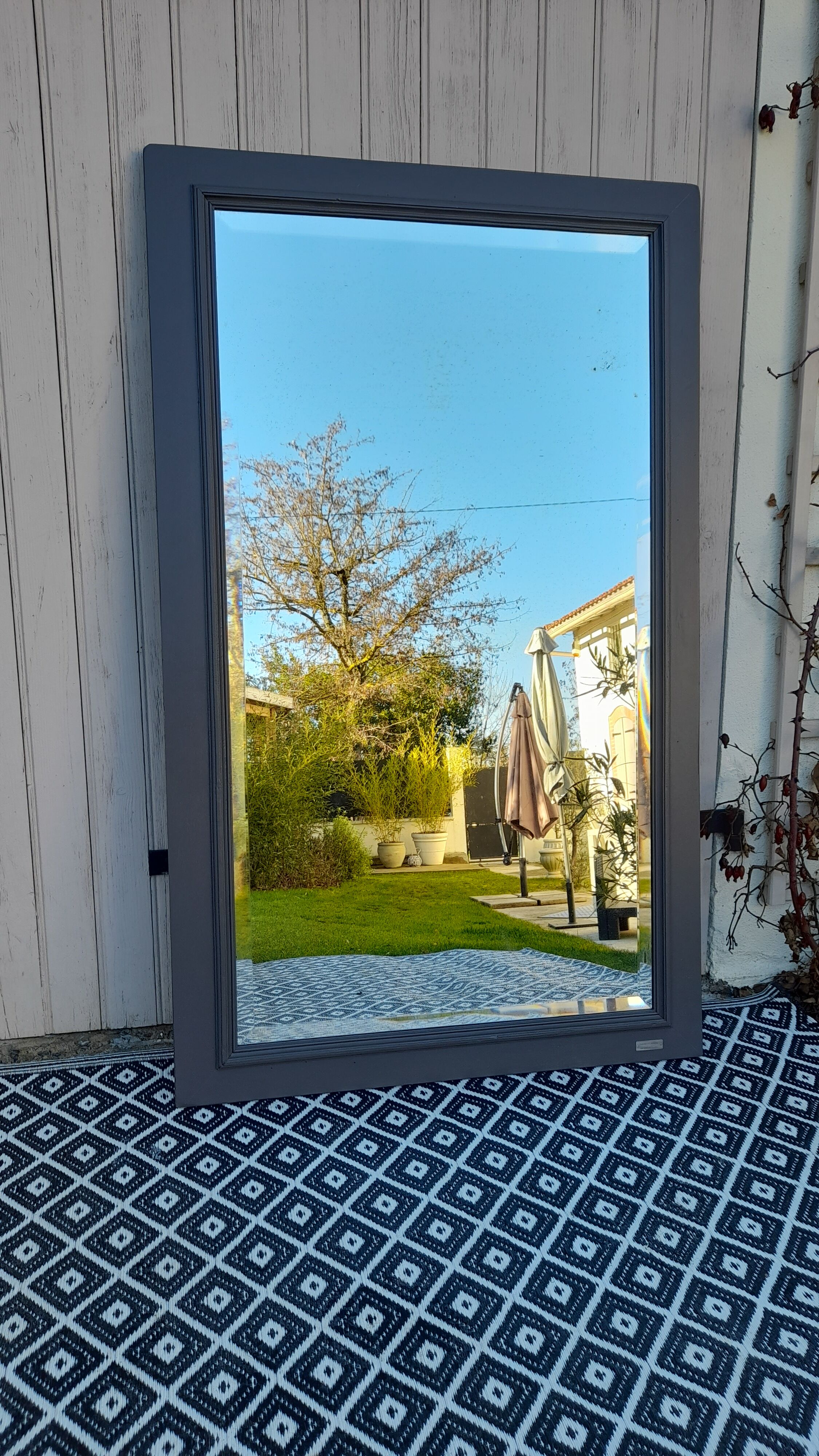 Beveled mirror, 135x82 cm