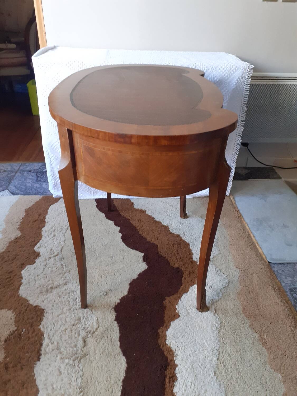 Louis XV style kidney desk with marquetry