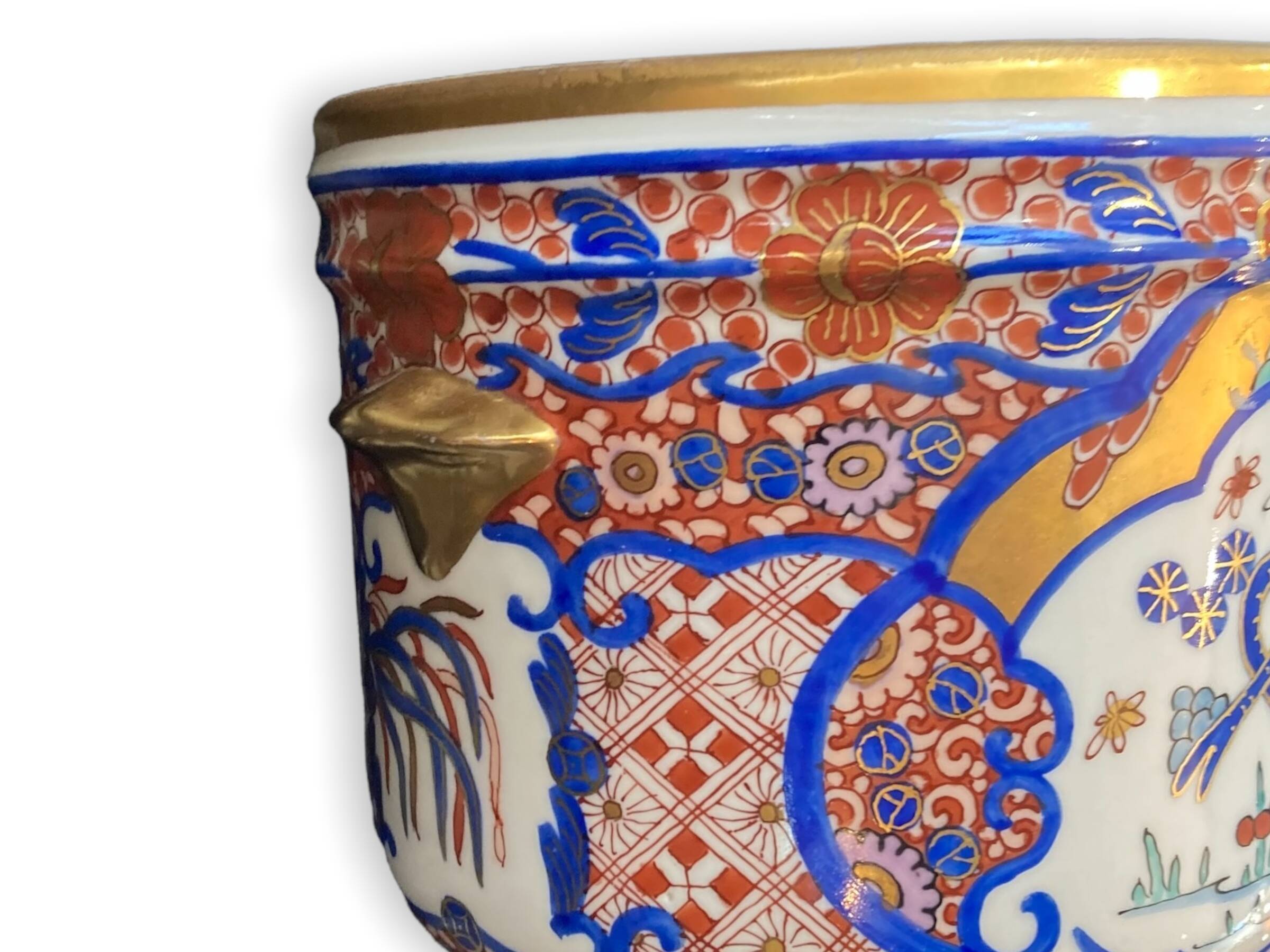 Cache pot en porcelaine