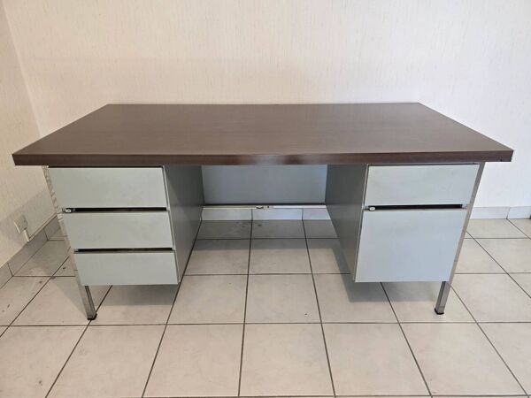 Bureau vintage VINCO années 70 – métal chromé et plateau bois – 170 cm