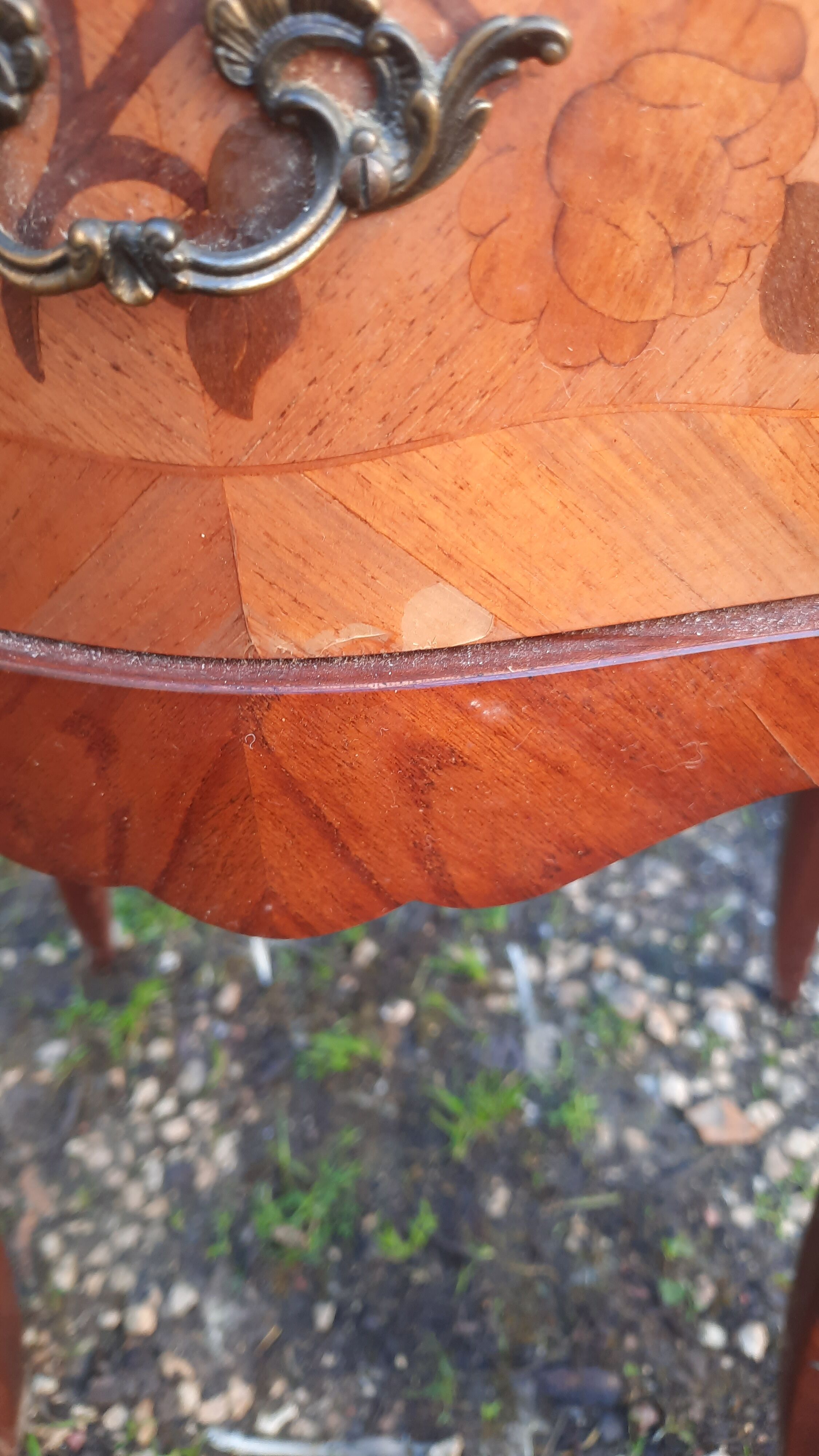 Pair of bedside rocaille style