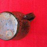 Pitcher pitcher in speckled sandstone signed