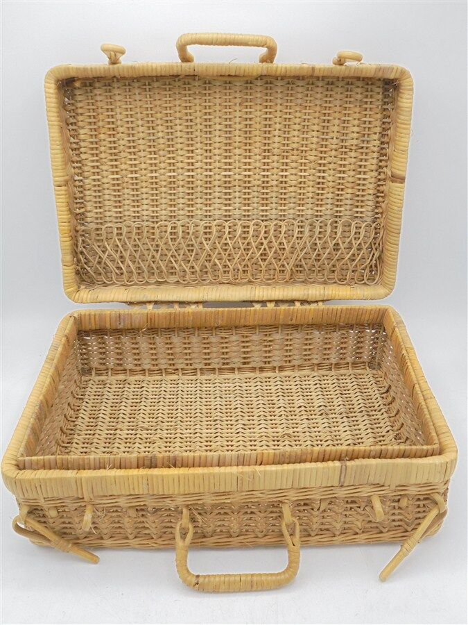 Suitcase wicker