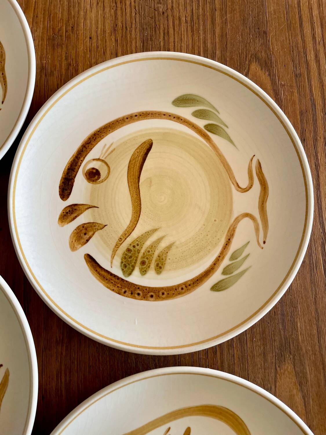 Assiettes anciennes françaises Salins, années 70