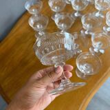 12 coupes à champagne en cristal, XIXe Siècle
