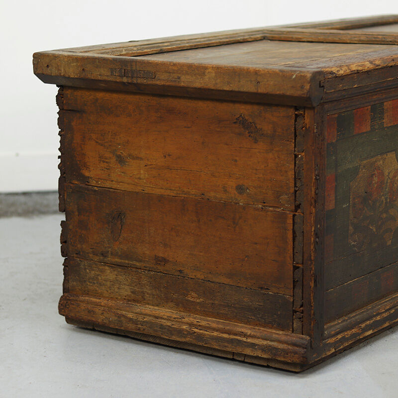 Antique Folk Art Painted bridal chest 1790