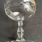 8 coupes à champagne en cristal guilloché - art nouveau