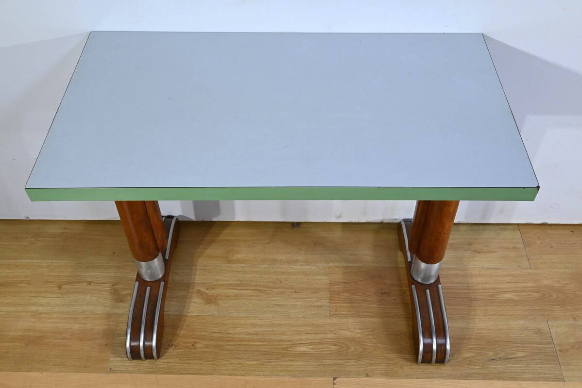 Bistro tables in laminate and beech – 1950