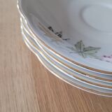 4 cups and saucers made of fine porcelain from Bavaria.