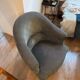Lot de deux fauteuils vintages