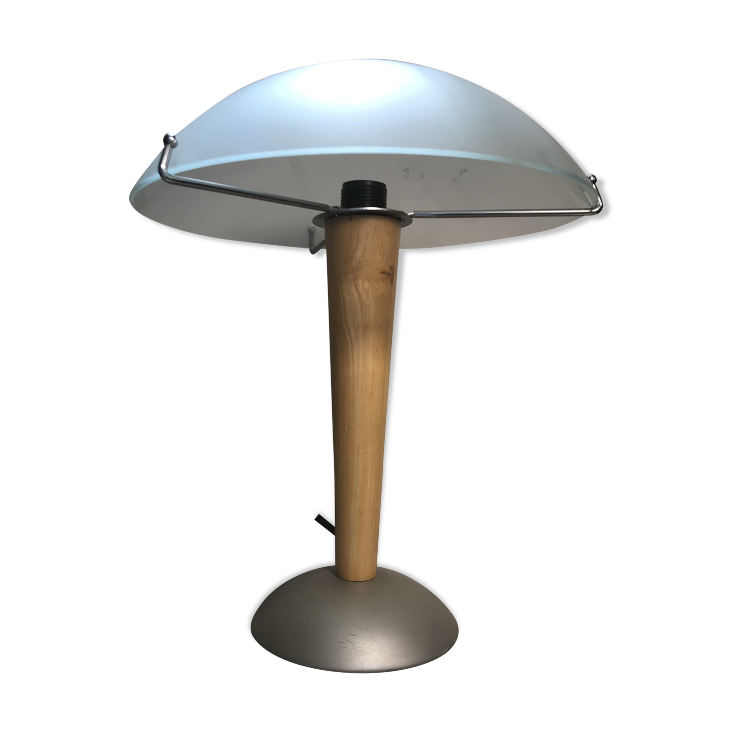 Metal and wood lamp